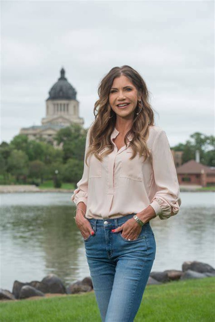 The Governor Of South Dakota: A Look At Their Age And Experience