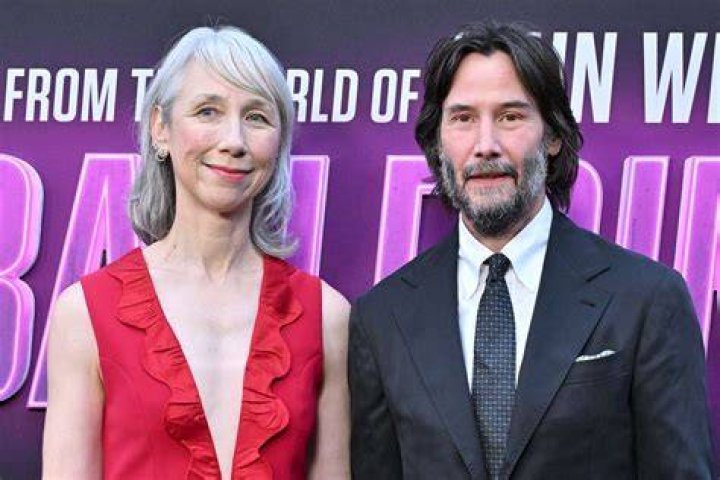 The Intriguing Life Of Keanu Reeves' Father: A Behind-the-Scenes Look