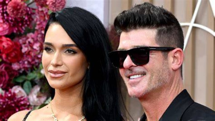 The Legendary Musician Robin Thicke's Wife: A Deeper Look Into Love And Marriage