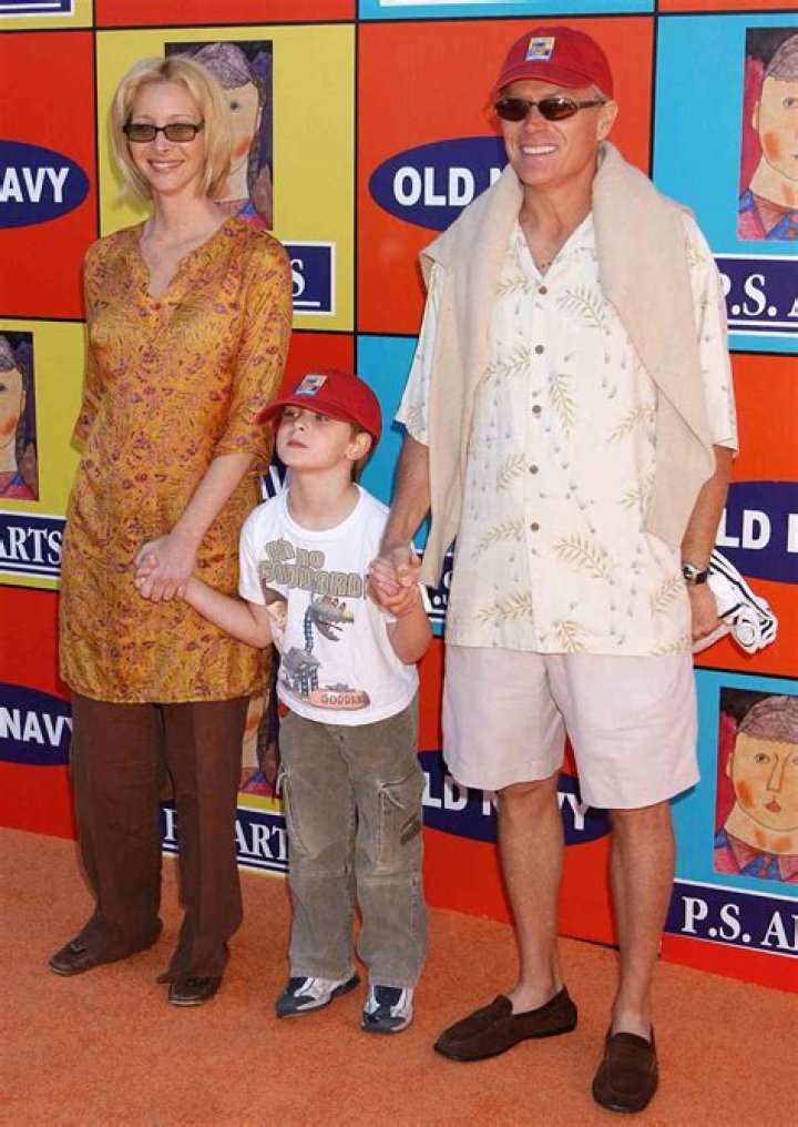 The Nationality Of Lisa Kudrow's Husband Revealed