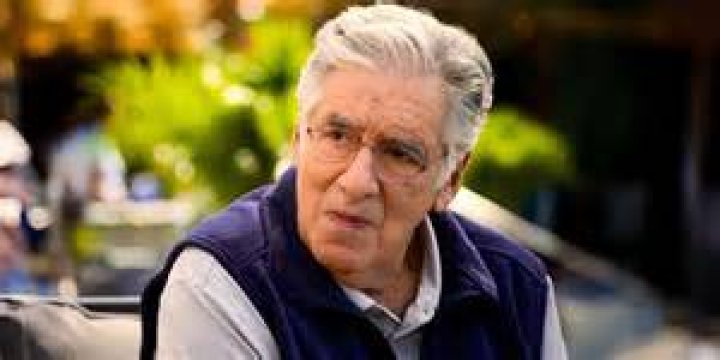 The Scoop On Elliott Gould's Age