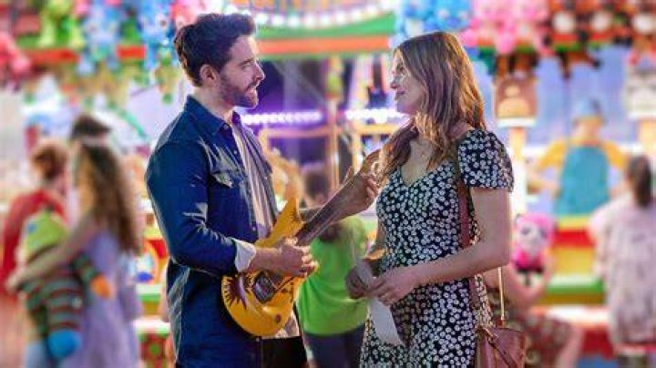 The Scoop On Her Past And Present Relationships