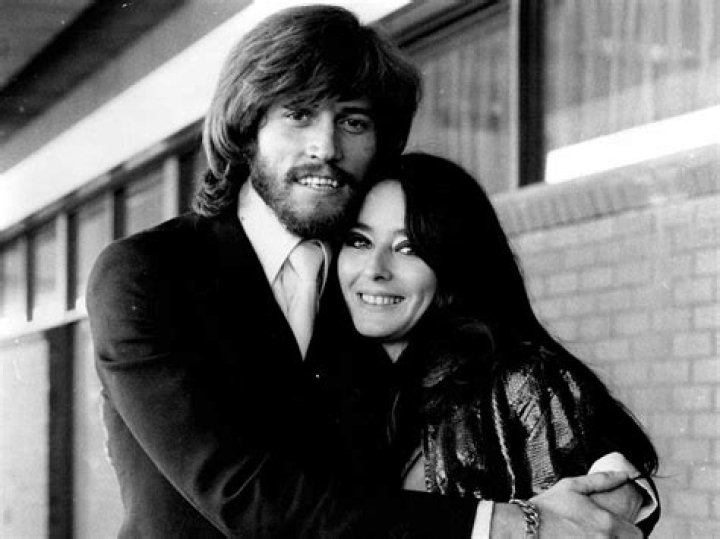 The Ultimate Guide To Barry Gibb's Relationships: Love And Legacy