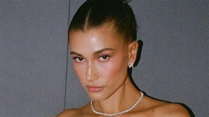 The Ultimate Guide To Hailey Bieber's Body Transformation