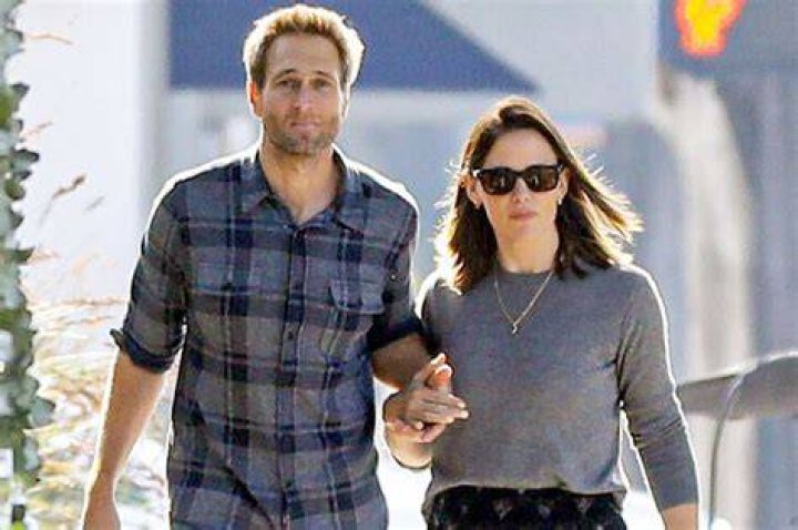 The Ultimate Guide To Jennifer Garner's Siblings: Discover Their Family Connections