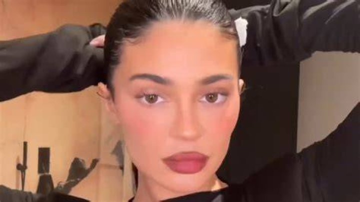 The Ultimate Guide To Kylie Jenner's Weight Loss Journey