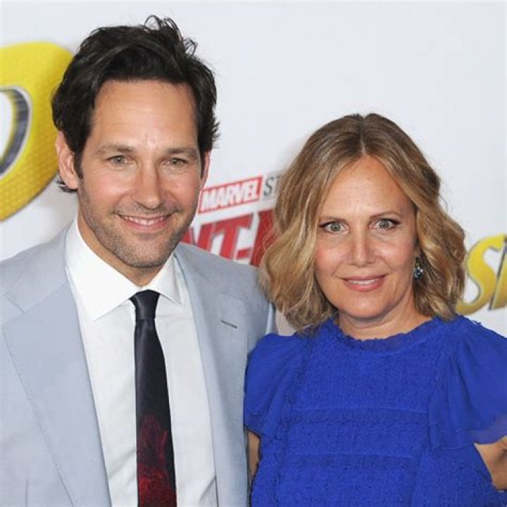 The Unbeatable Guide To Paul Rudd's Wife: Uncover The Secrets!