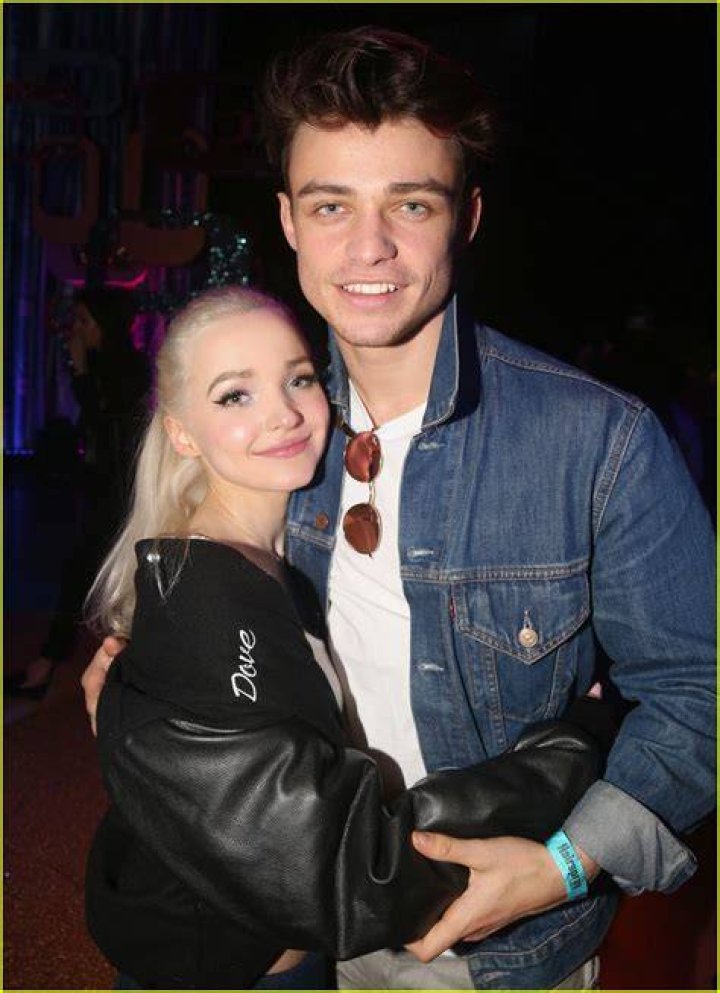 Thomas Doherty's Rumored Love Life In 2024: Who's He Dating Now?