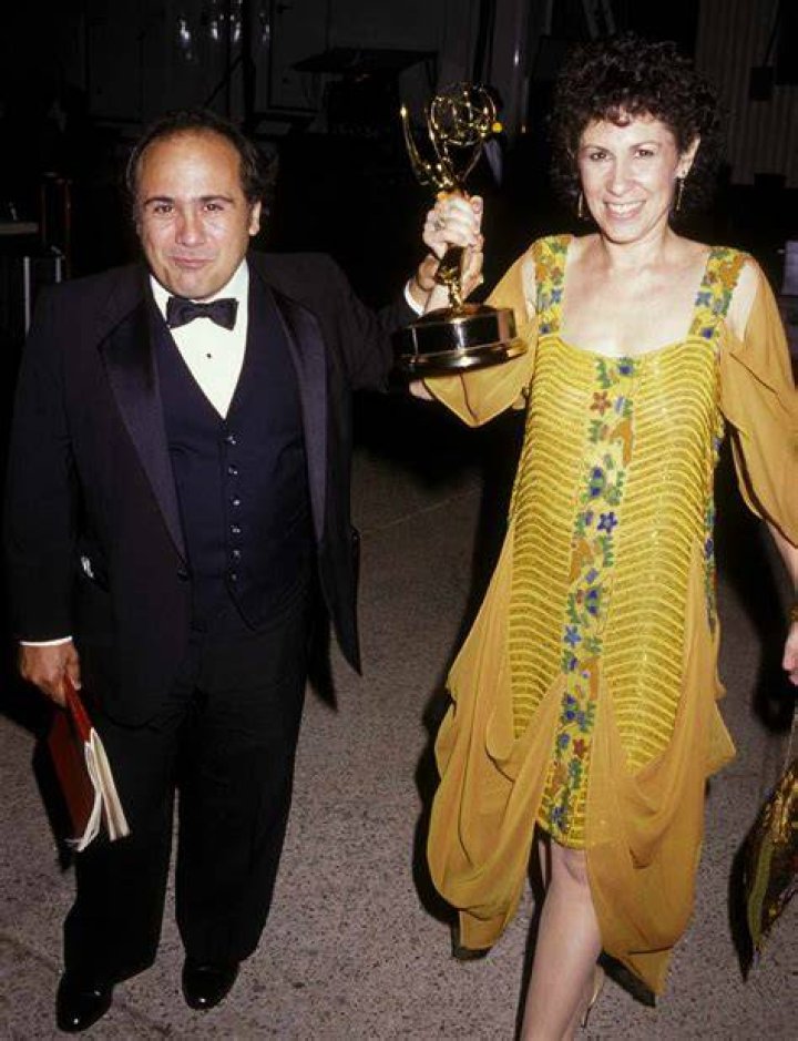 Tracing The Youthful Years Of The Acclaimed Actress: Rhea Perlman Young