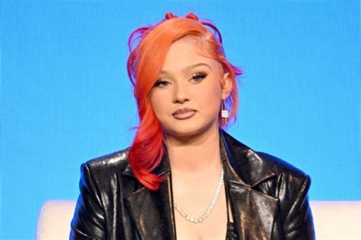 Uncover Alabama Barker's Dating History: Surprises And Revelations