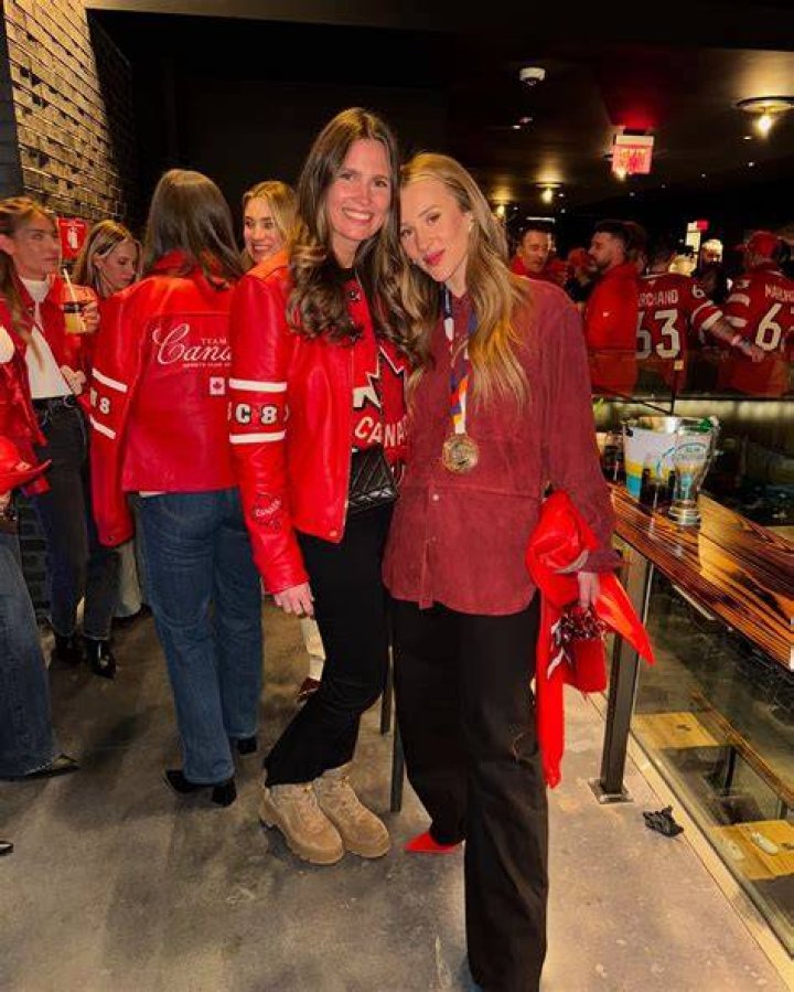 Uncover The Age Of Sidney Crosby's Wife: Inside Details