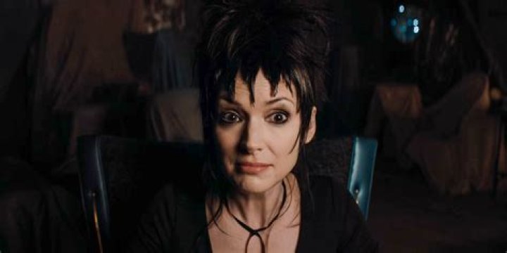 Uncover The Enchanting Actress Behind Beetlejuice's Eccentricity