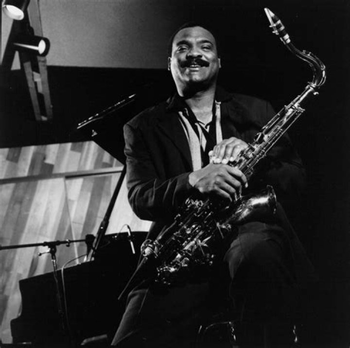 Uncover The Mystery: Is Renowned Saxophonist Ronnie Laws Hitched?