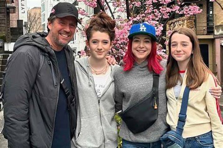 Uncover The Secrets Of Alyson Hannigan And Husband's Enduring Love