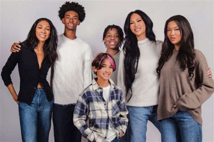 Uncovering Djimon Hounsou's Family Life: A Glimpse Into His Children's World