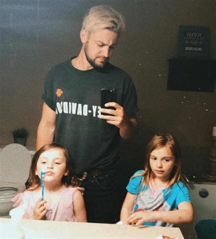 Uncovering The Life Of Tyler Hynes' Daughter