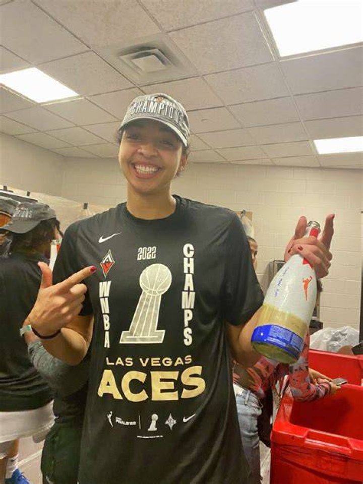 Uncovering The Love Life Of WNBA Star Kiah Stokes