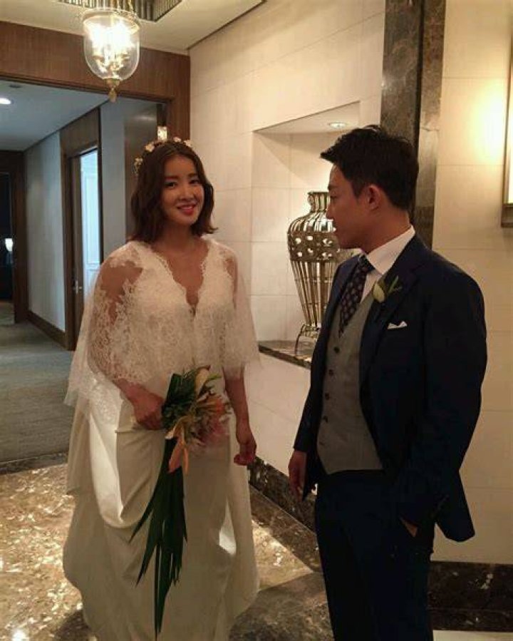 Uncovering The Private World Of Lee Si Young's Husband: Secrets And Surprises Revealed