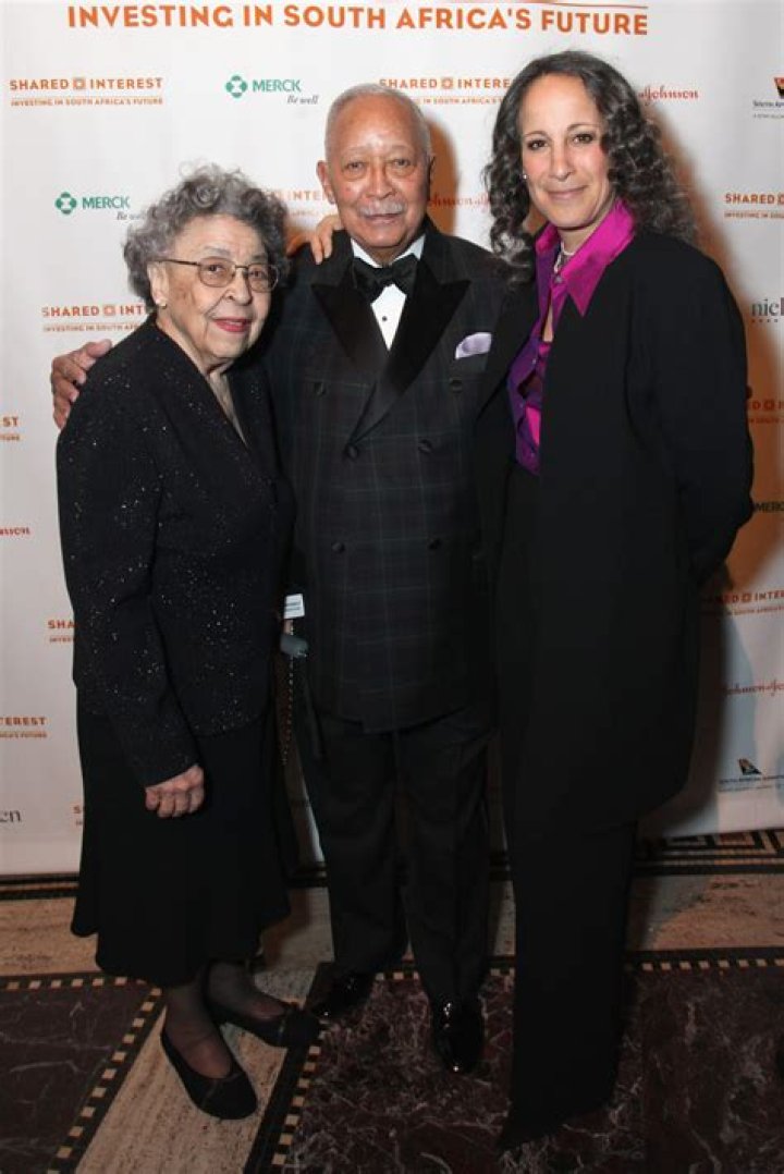 Unveiling Shari Belafonte's Net Worth: Discoveries And Insights