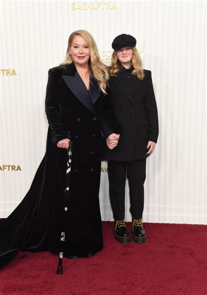 Unveiling The Age Of Sadie Grace LeNoble: Christina Applegate's Daughter's Journey