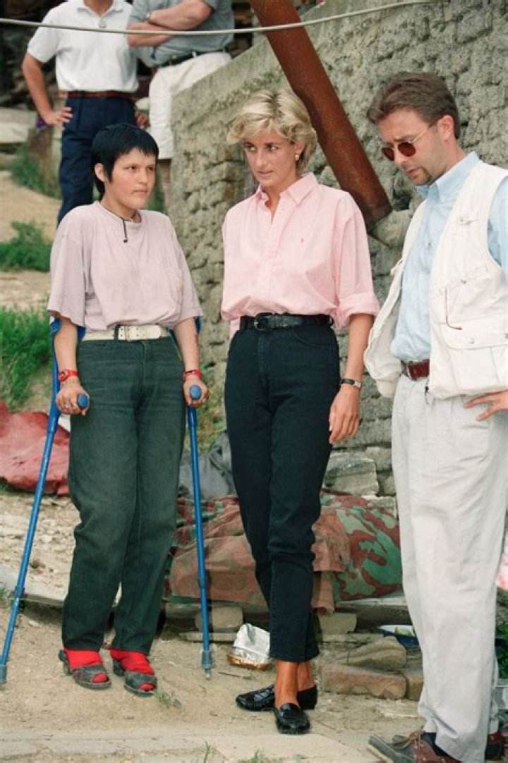 Unveiling The Impact Of Diana's Historic Bosnia Visit