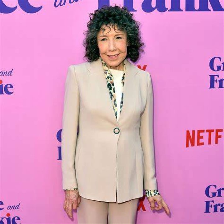 Unveiling The Legacy Of Lilly Tomlin: Comedy Icon And Trailblazer
