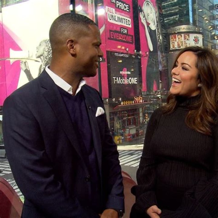 Unveiling The Secrets: Katy Mixon's Relationships Explored