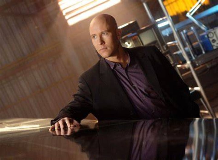 Unveiling The Secrets: Michael Rosenbaum's Spouse Revealed