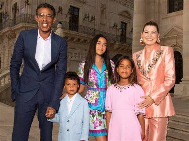 Unveiling The Secrets Of Ellen Pompeo's Enduring Marriage