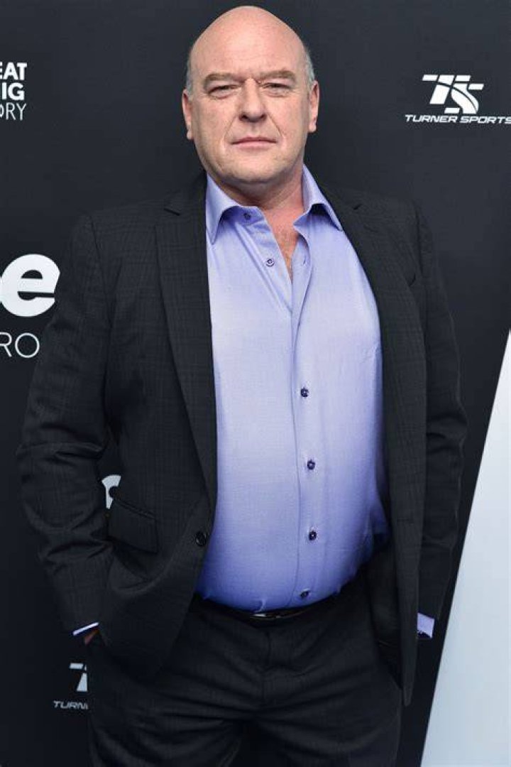 Unveiling The Towering Stature Of Dean Norris: Height And Impact