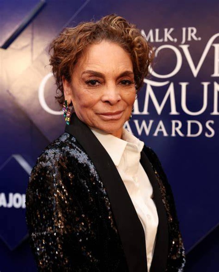 Unveiling The Unwavering Foundation: Jasmine Guy's Parents' Impact Revealed
