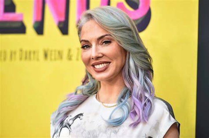 Unveiling Whitney Cummings' Love Life: Discoveries And Insights