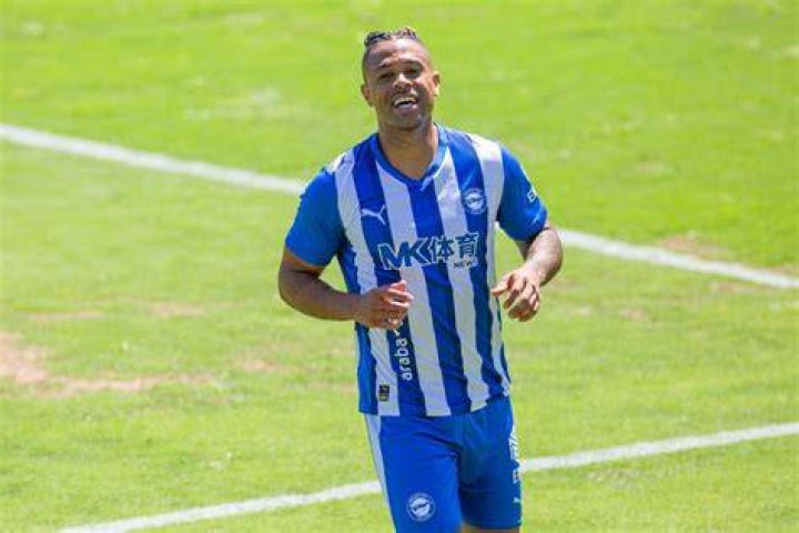 Ver Valencia vs Alavés en vivo hoy El Valencia CF repite la iniciativa ante el Alavés: Entradas 24 julio 2024 En Vivo Ver Partido
