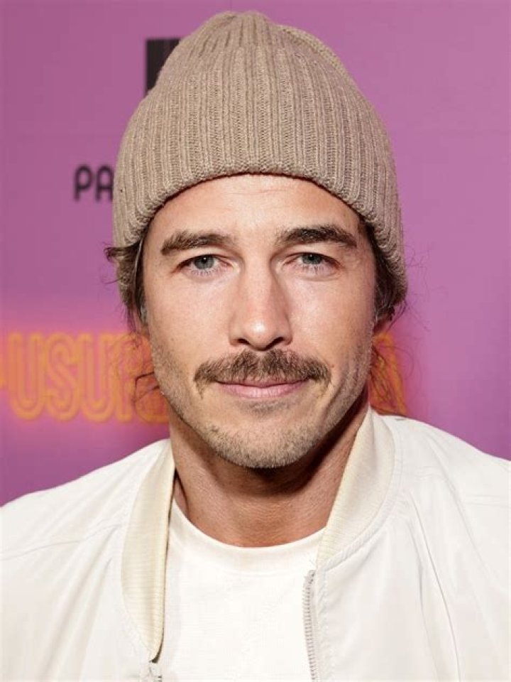 VlogB | Ryan Carnes