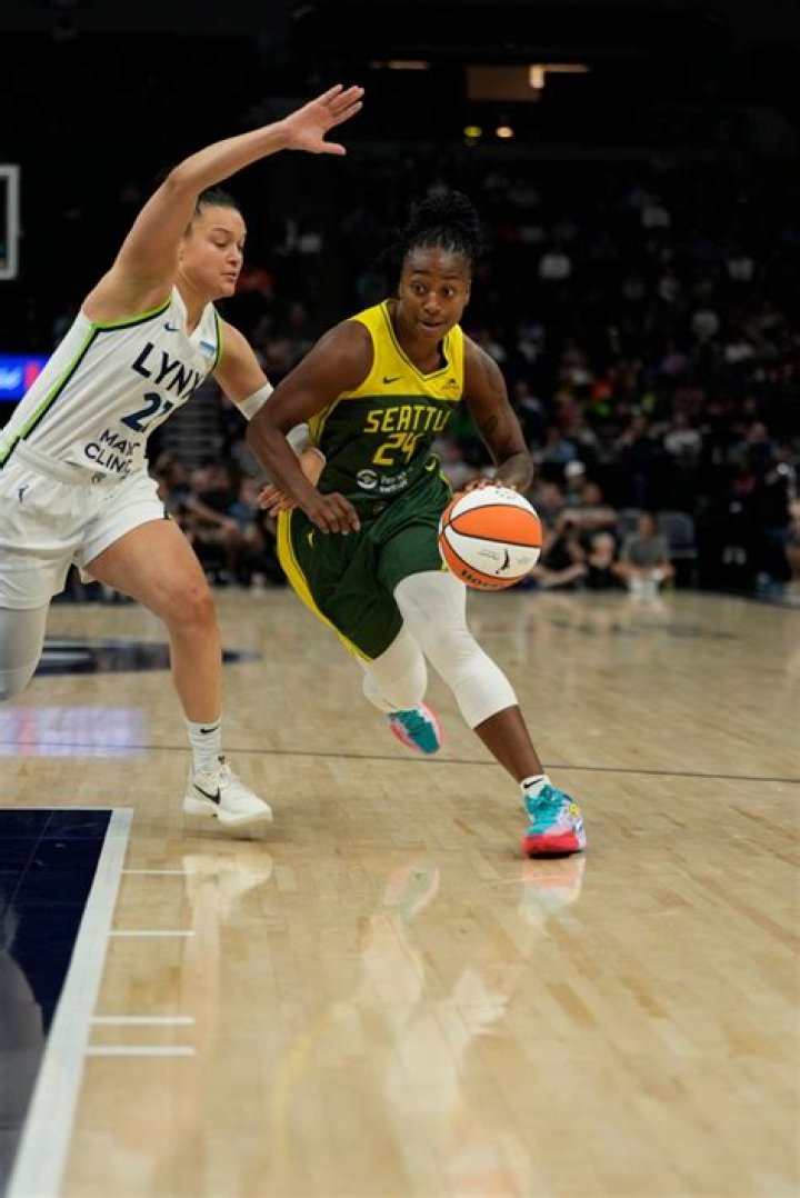 What You Need To Know About Jewell Loyd's Kids