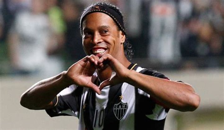 When Is Ronaldinho Retirement Date?