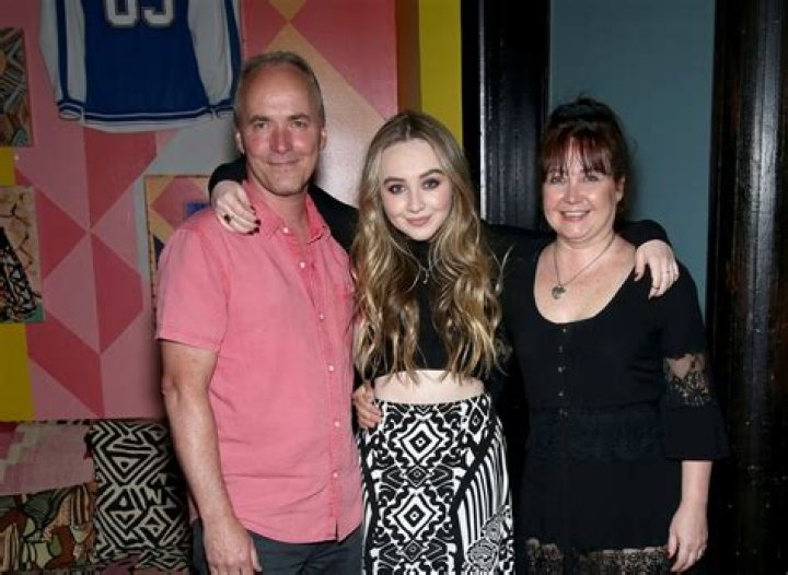 Who Are Sabrina Carpenter Parents? A Look Into Their Relationship