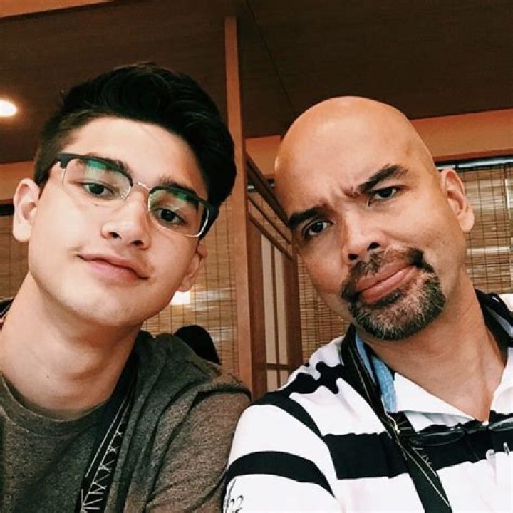 Who Are The Parents Of Filipino Actor Benjie Paras?