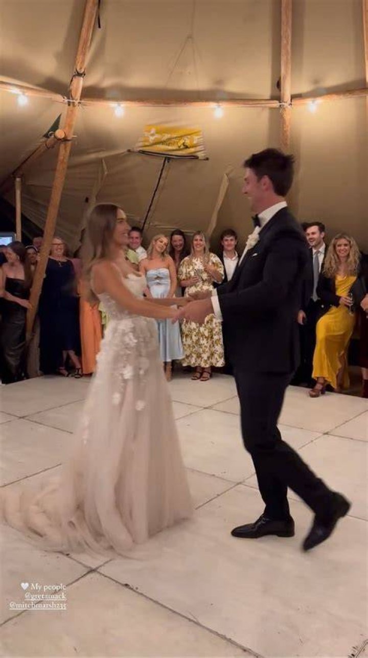 Who Did He Tie The Knot With?