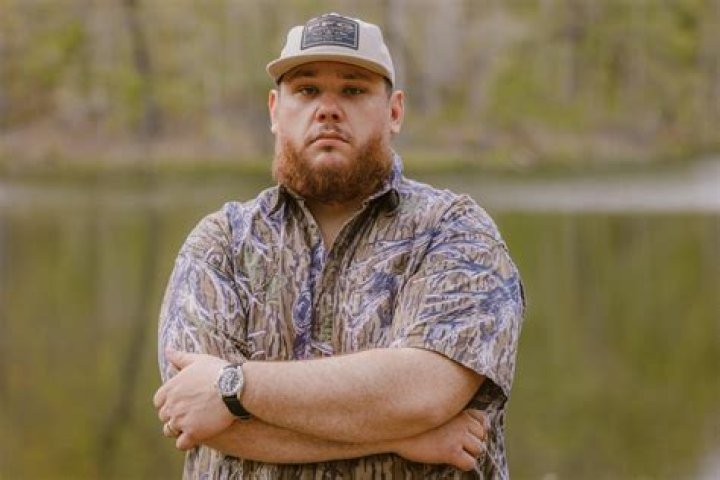 Who Discovered Luke Combs: Uncovering The Talent Scout Behind The Country Star