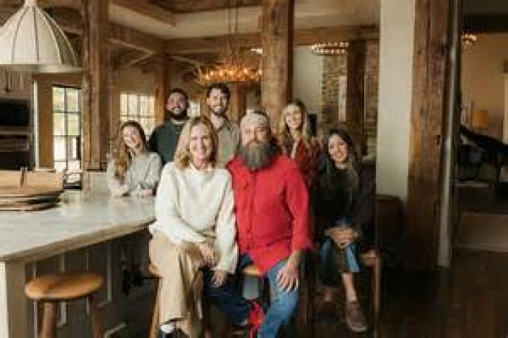Who Has Passed Away In The Robertson Family?