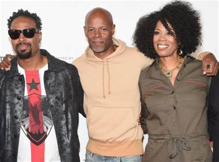 Who Holds Damon Wayans' Heart?