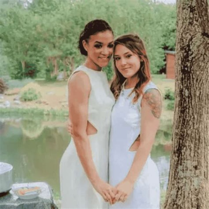 Who Is Bre Austin? Meet Andraya Carter's Wife
