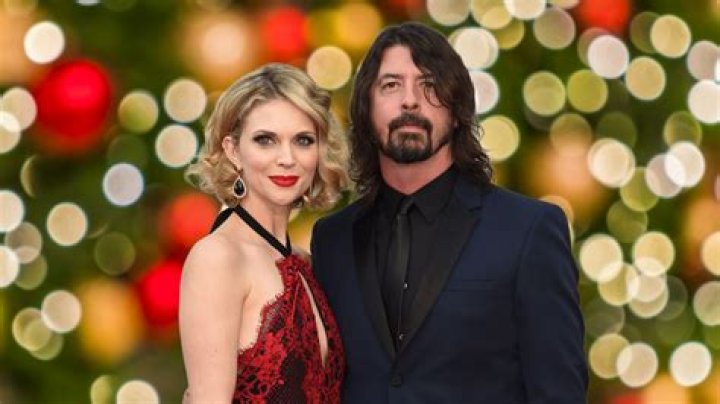 Who is Dave Grohl Dating Now