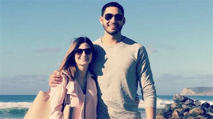 Who Is Kaitlan Collins Dating? Uncover Her Partner's Identity