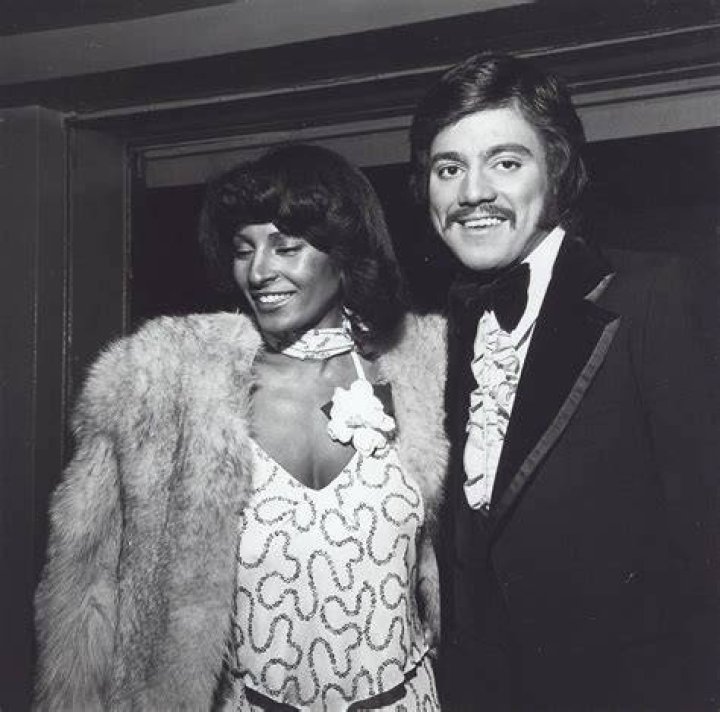 Who Is Pam Grier Currently Married To?