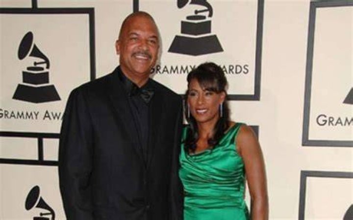 Who Is Pat Harvey Husband? ·