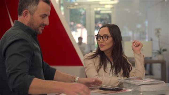 Zach Goldsmith's Relationship With Farrah: A Candid Examination